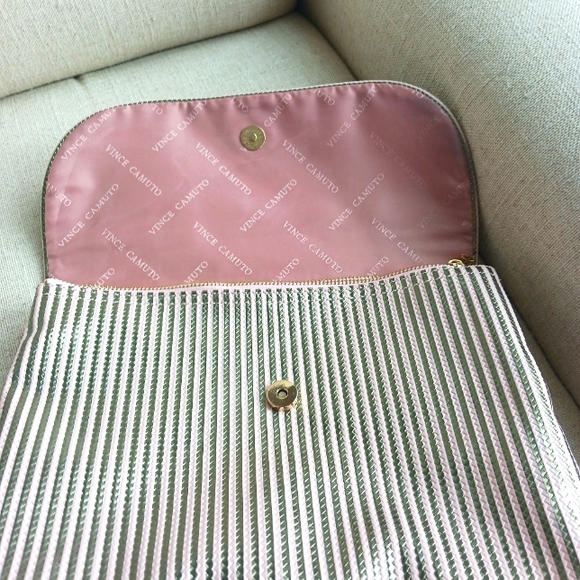 Vince Camuto rose gold organizer - Picture 3 of 11